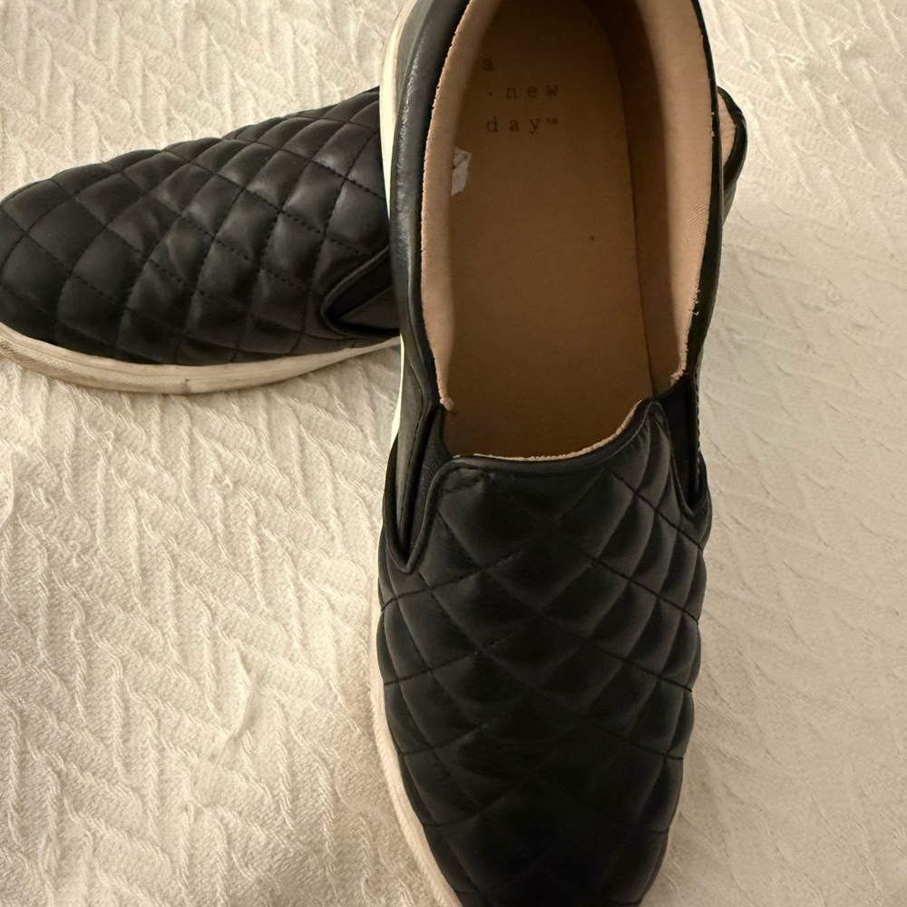 A New Day Women’s Quilted Black Slip-On Loafers